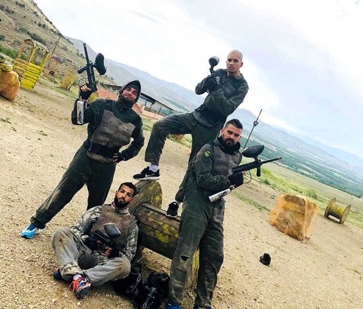 E.yeni Malatyasporlu Futbolcular Paintball ile Stres Attı