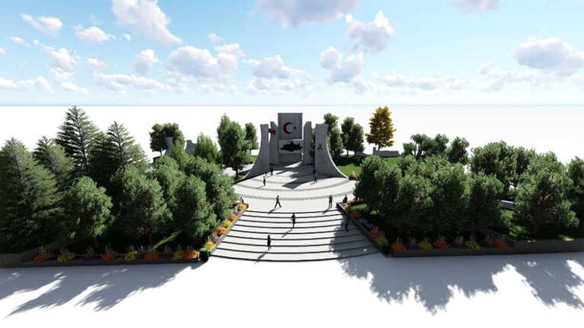 Ereğli\'de Atatürk Anıtı Yenileniyor