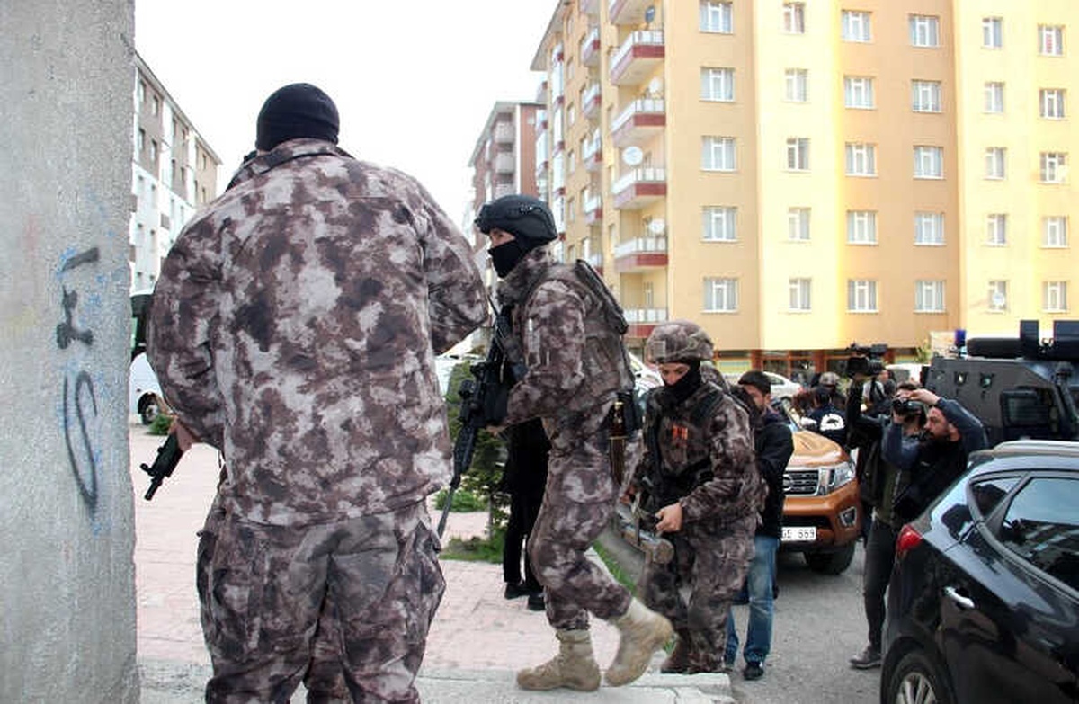 Erzurum\'da Uyuşturucu Operasyonu: 11 Tutuklama