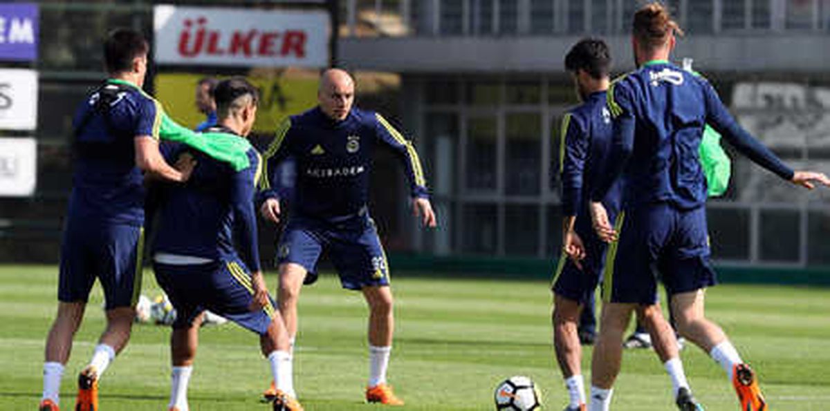Fenerbahçe, Bursa\'ya Hazırlanıyor!