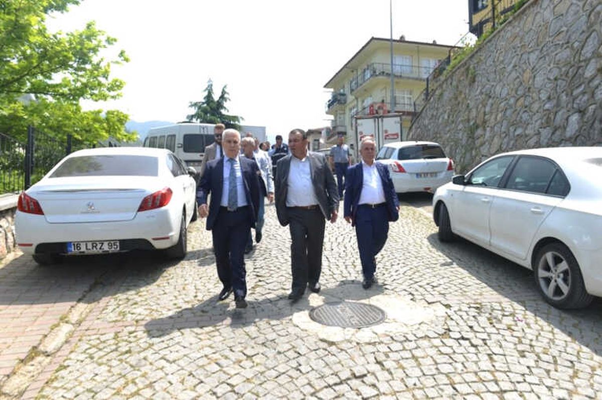 Gümüştepe\'nin Otopark Çilesi Sona Eriyor