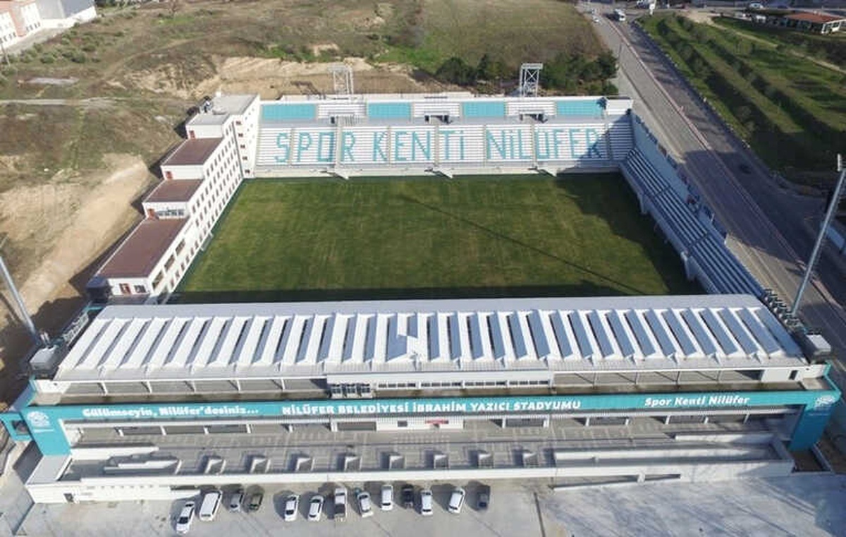 İbrahim Yazıcı Stadyumu\'na Görkemli Açılış