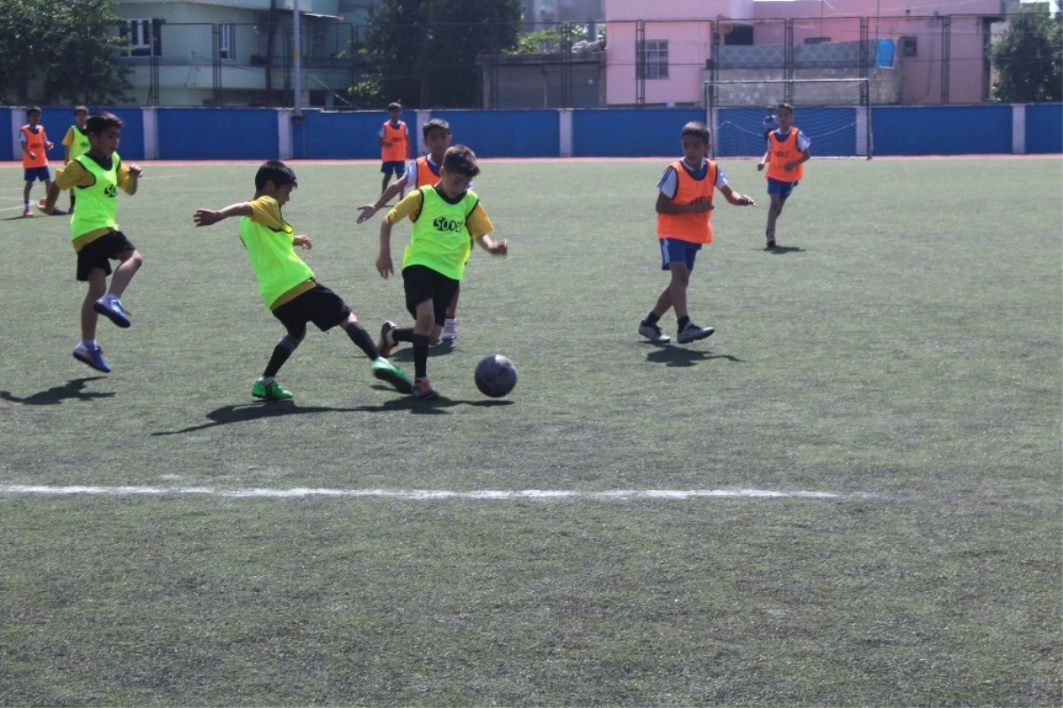 Kahta\'da Düzenlenen Futbol Turnuvası Sona Erdi