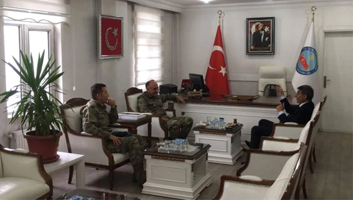 Korgeneral Erbaş\'tan Kaymakam Özkan\'a Ziyaret
