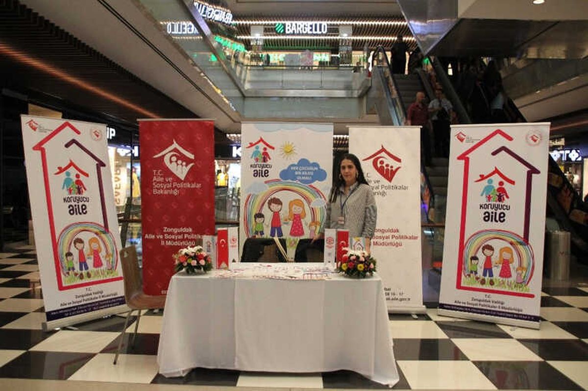 Koruyucu Hizmet Modeli İçin Avm\'de Stant Kuruldu