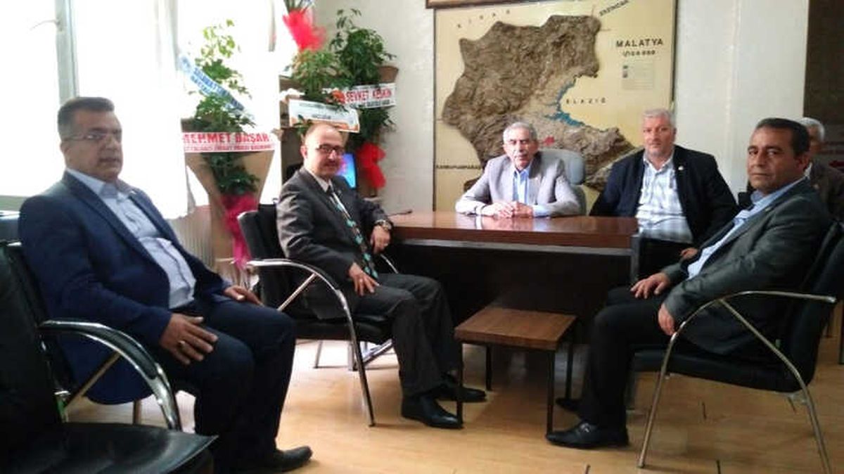 Milletvekili Aday Adayı Unat Muhtarlarla Bir Araya Geldi