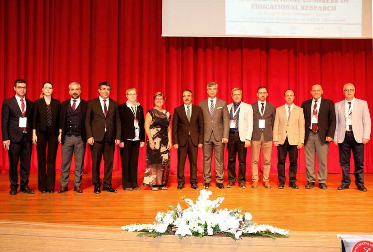 Nevü\'de "10. Uluslararası Eğitim Araştırmaları Kongresi"