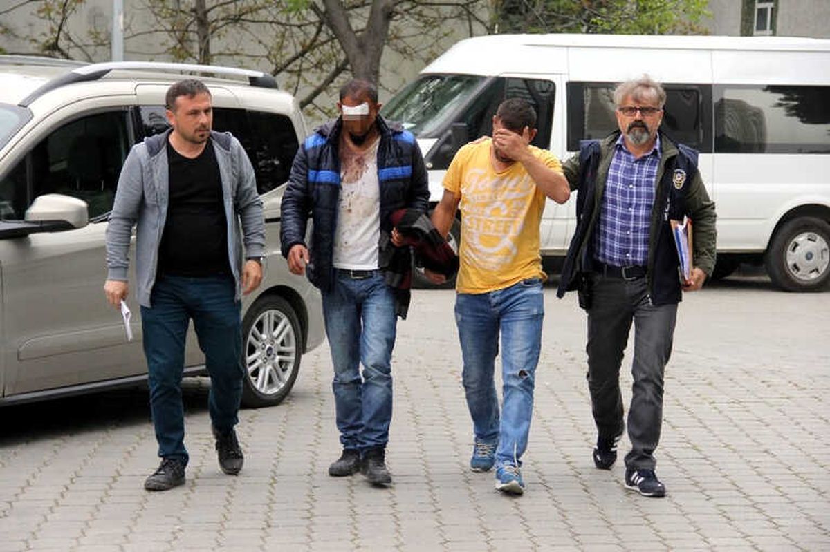 Samsun\'da 2 Kardeşi Bıçaklayanlar Adliyede