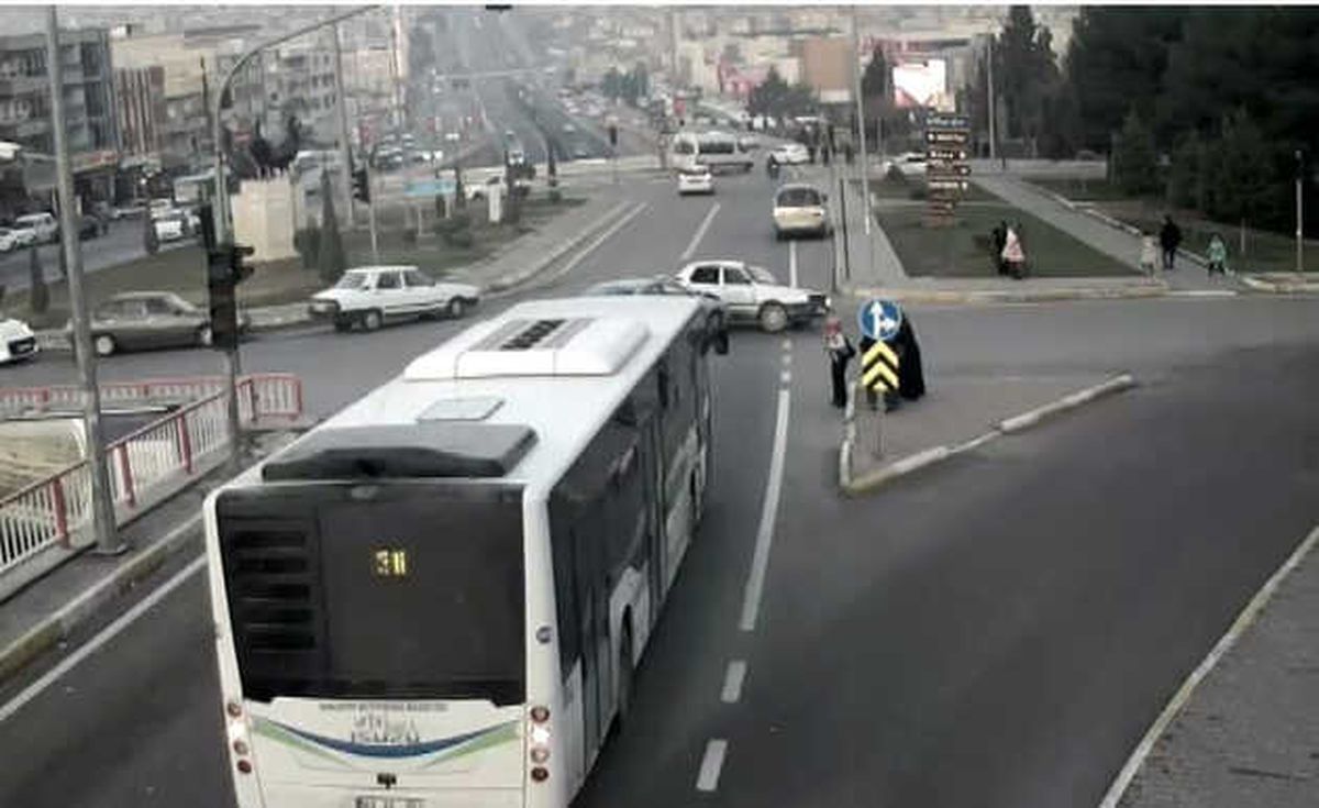 Şanlıurfa\'da Trafik Kazaları Şehir Polis Kamerasına Yansıdı