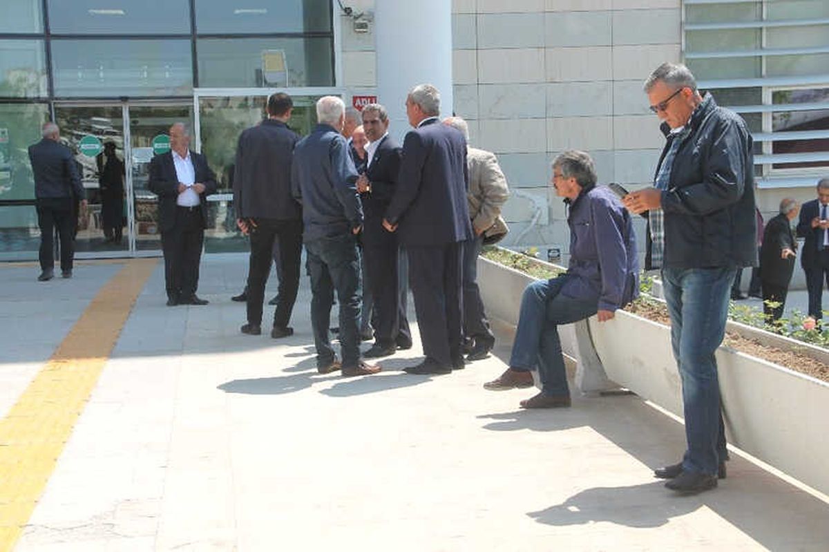 Seçim Kurullarında 100 Bin İmza Yoğunluğu