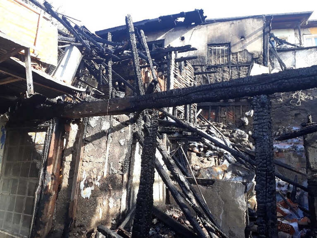 Tarihi Mahalledeki Yangının Bilançosu Gün Ağarınca Ortaya Çıktı