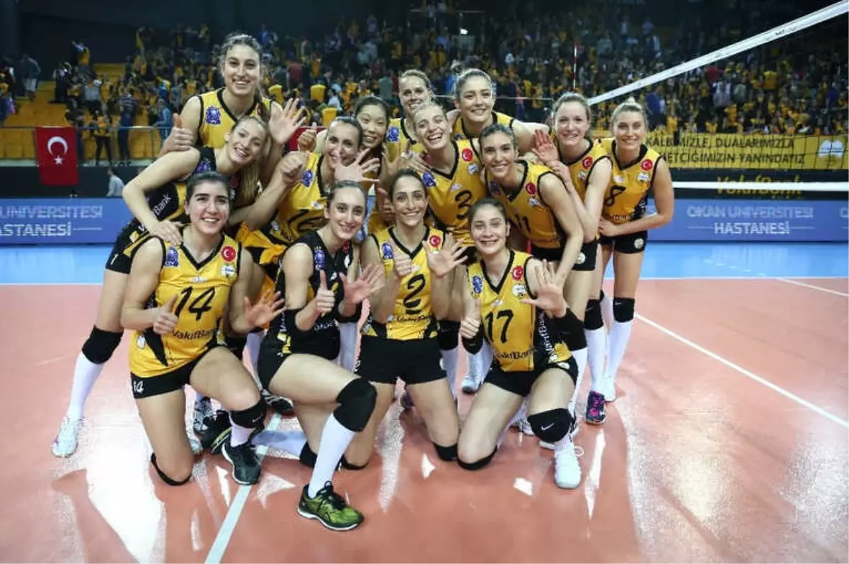 Vakıfbank, Avrupa\'nın En Büyük Kupasını 4. Kez Almak İçin Sahaya Çıkıyor