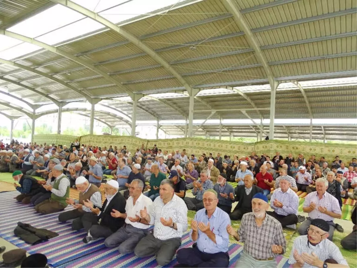 5 Bin Hisarcıklı "Şükür Duası"Nda