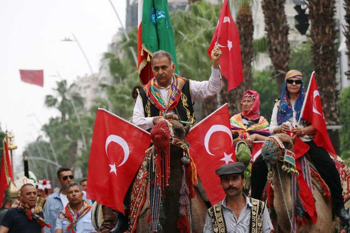 Adana\'da "16. Uluslararası Yörük Türkmen Şöleni ve Hıdırellez" Etkinliği