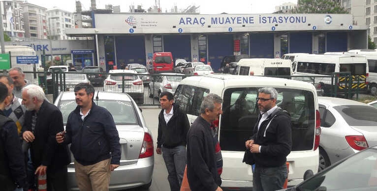 Araç Muayene İstasyonlarında Sistem Gitti, Uzun Kuyruklar Oluştu