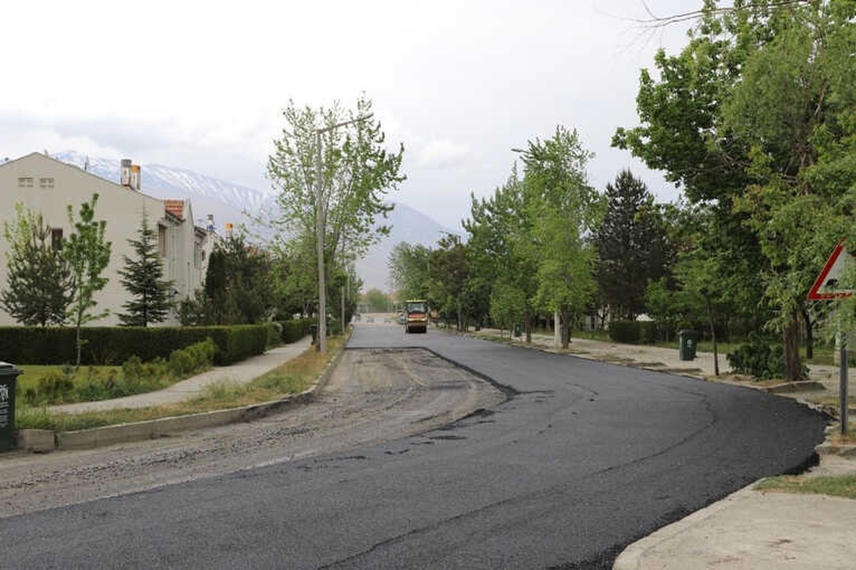 Asfalt Çalışmaları Hız Kesmiyor