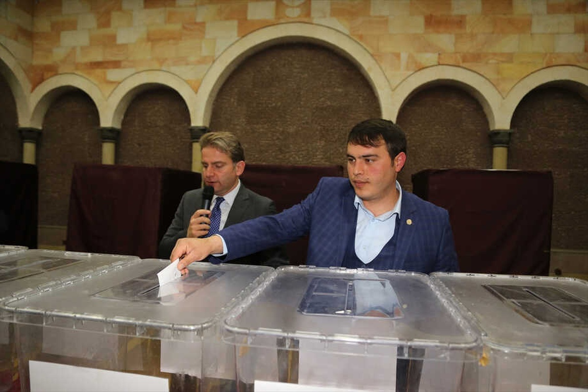 Cumhurbaşkanlığı ve 27. Dönem Milletvekilliği Genel Seçimi\'ne Doğru