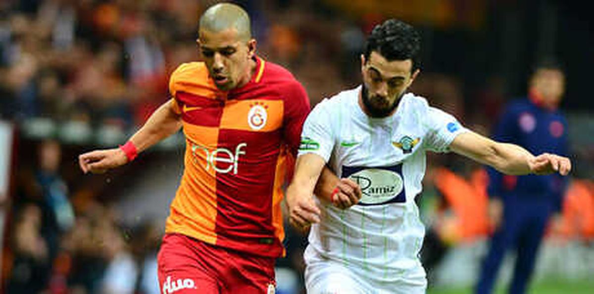 G.saray, Akhisar Deplasmanında