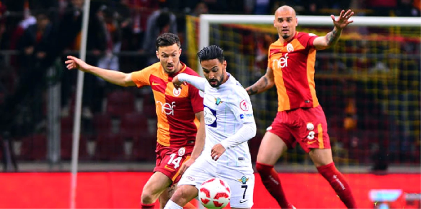 Galatasaray\'ın Akhisarspor Maçı Kamp Kadrosu Belli Oldu