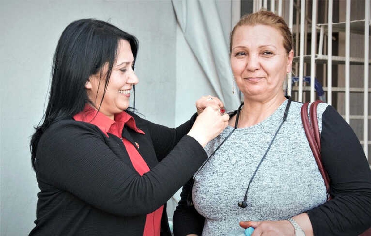 MHP\'li Sırakaya\'ya Kadınlardan Tam Destek