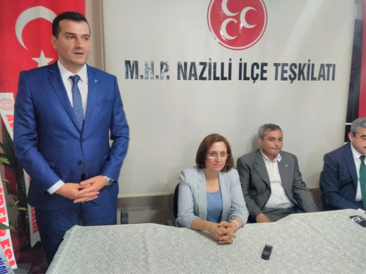 MHP Nazilli\'nin Yeni Yönetimi Tanıtıldı