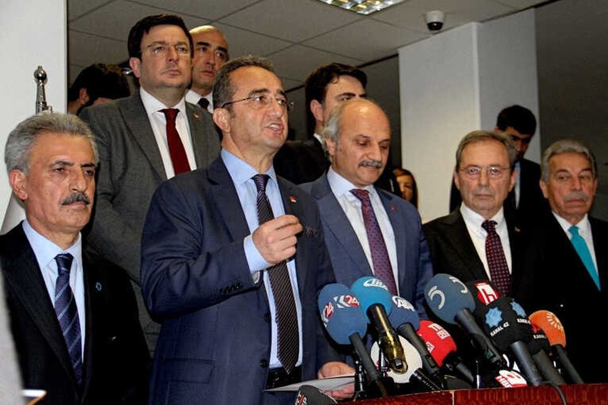 Muhalefetin 4\'lü İttifak Protokolü Ysk\'ya Sunuldu