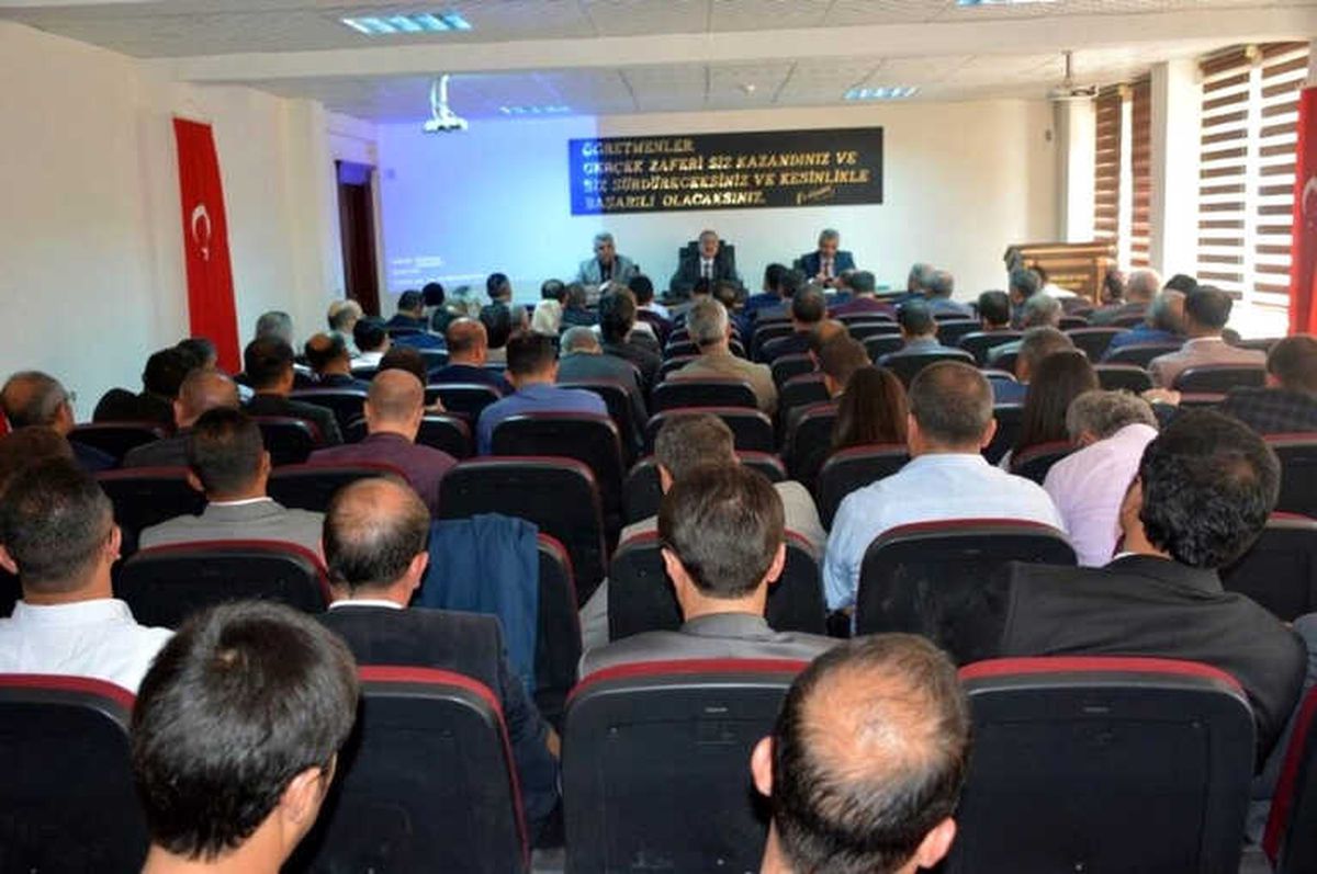 Okul Müdürleri Toplantısı Yapıldı