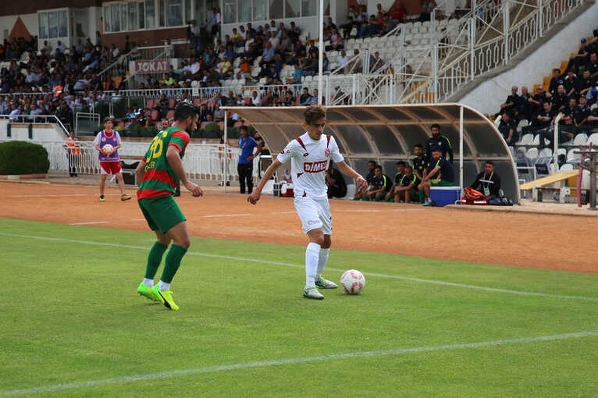 Tff 2. Lig: Tokatspor: 0 - Amed Spotif Faaliyetler: 0