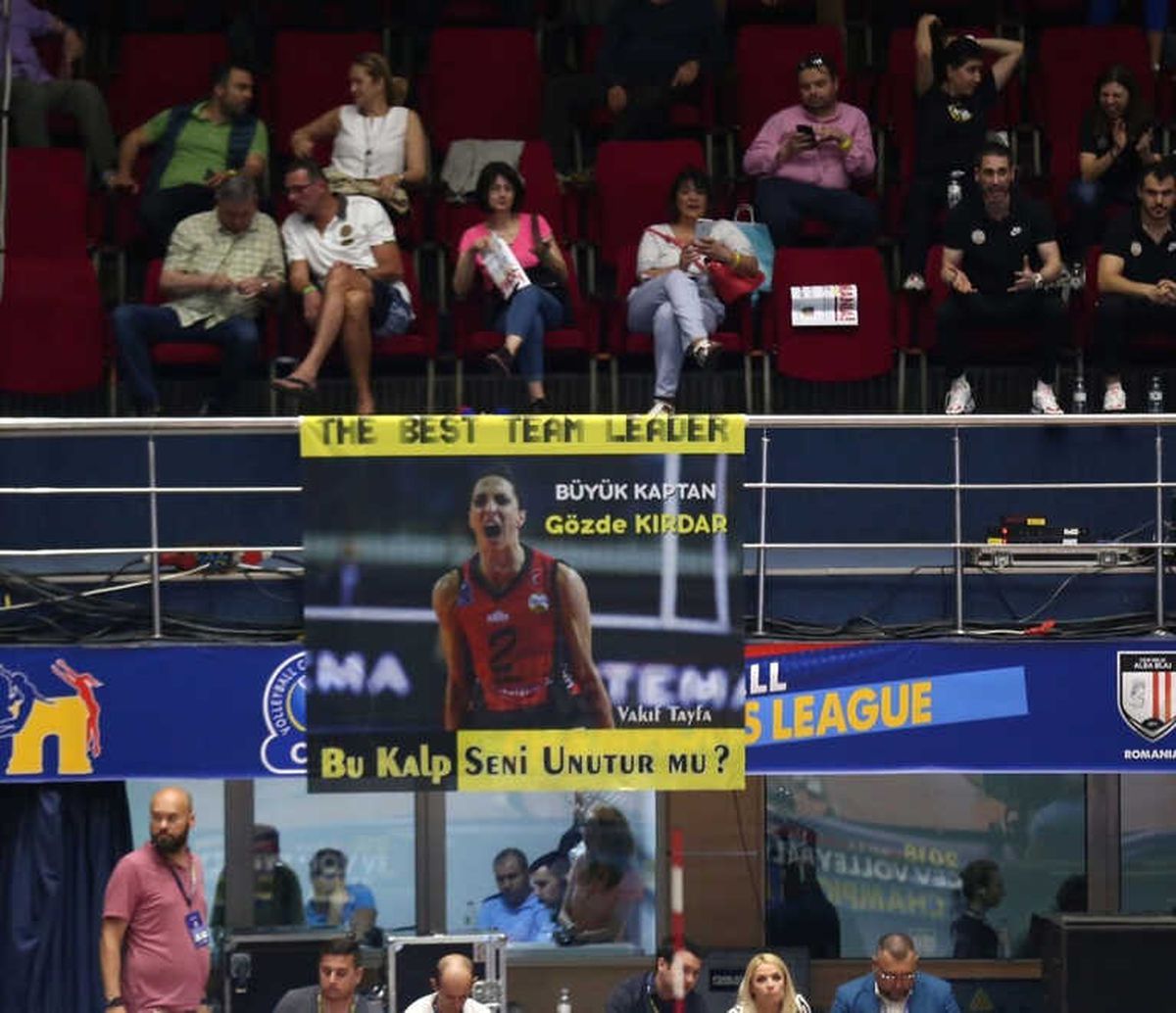 Vakıfbank, Cev Şampiyonlar Ligi\'nde Finalde