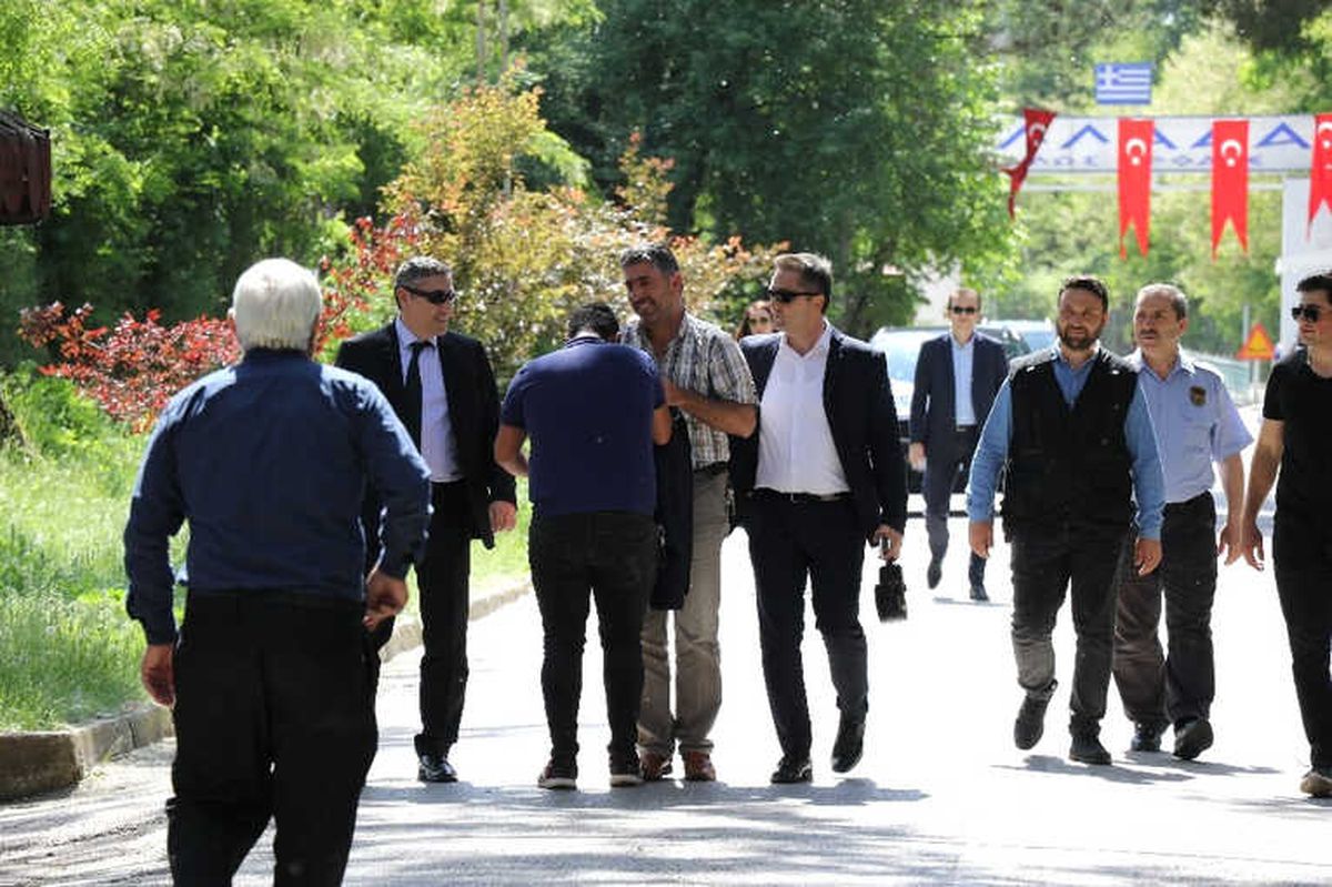 Yunanistan Kepçe Operatörünü Türkiye\'ye İade Etti