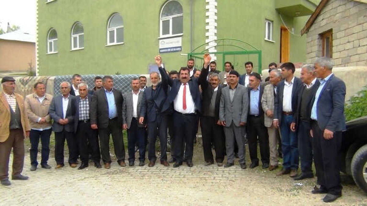 AK Parti Van Milletvekili Aday Adayı Nihat Çelik\'in Seçim Çalışmaları