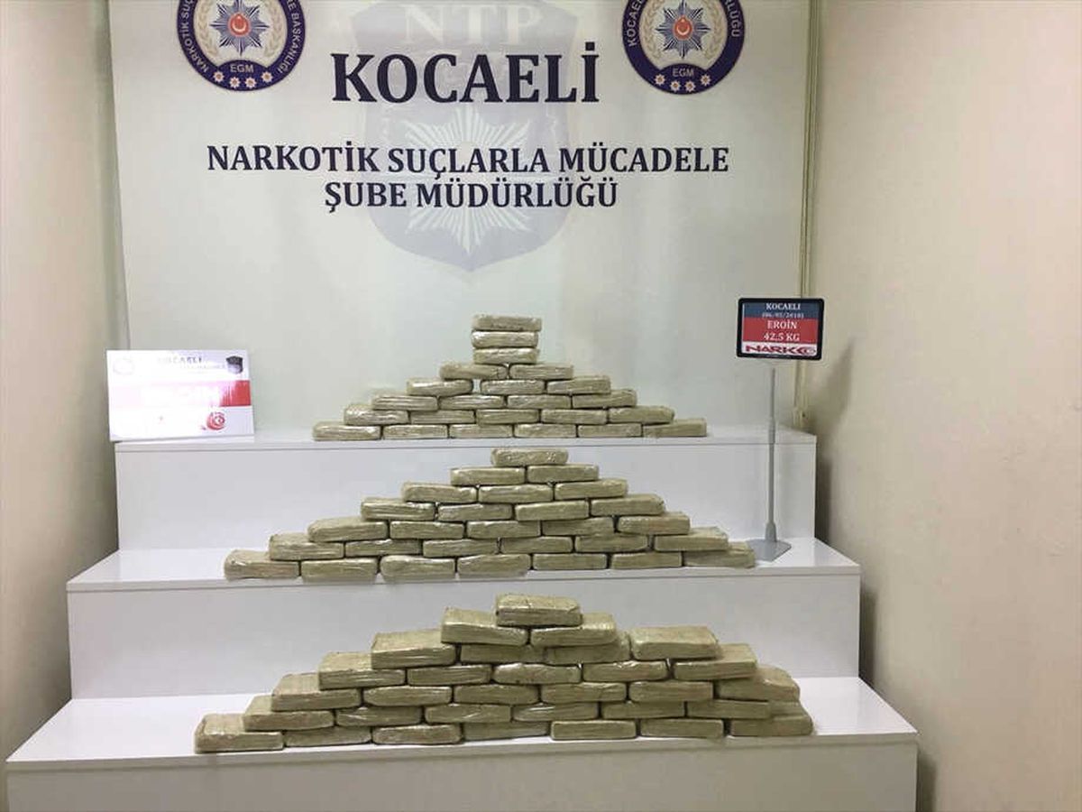 Kocaeli\'de 42,5 Kilogram Eroin Yakalandı
