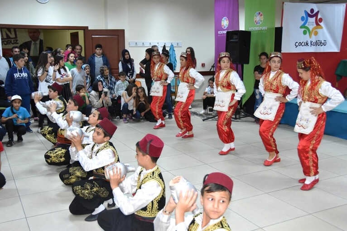 Kocasinan Çocuk Kulübü\'nden Muhteşem Yıl Sonu Etkinliği