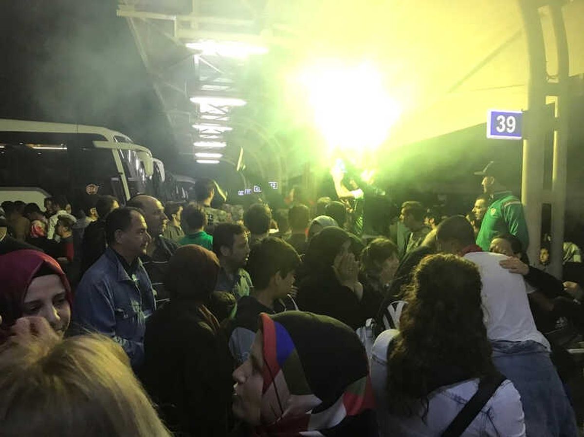 Derbi Maça Gider Gibi Askere Gidiyorlar
