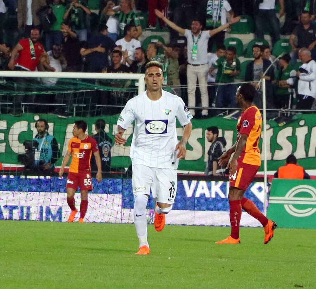 Spor Toto Süper Lig: T. M. Akhisarspor: 1 - Galatasaray: 2 (Maç Sonucu)