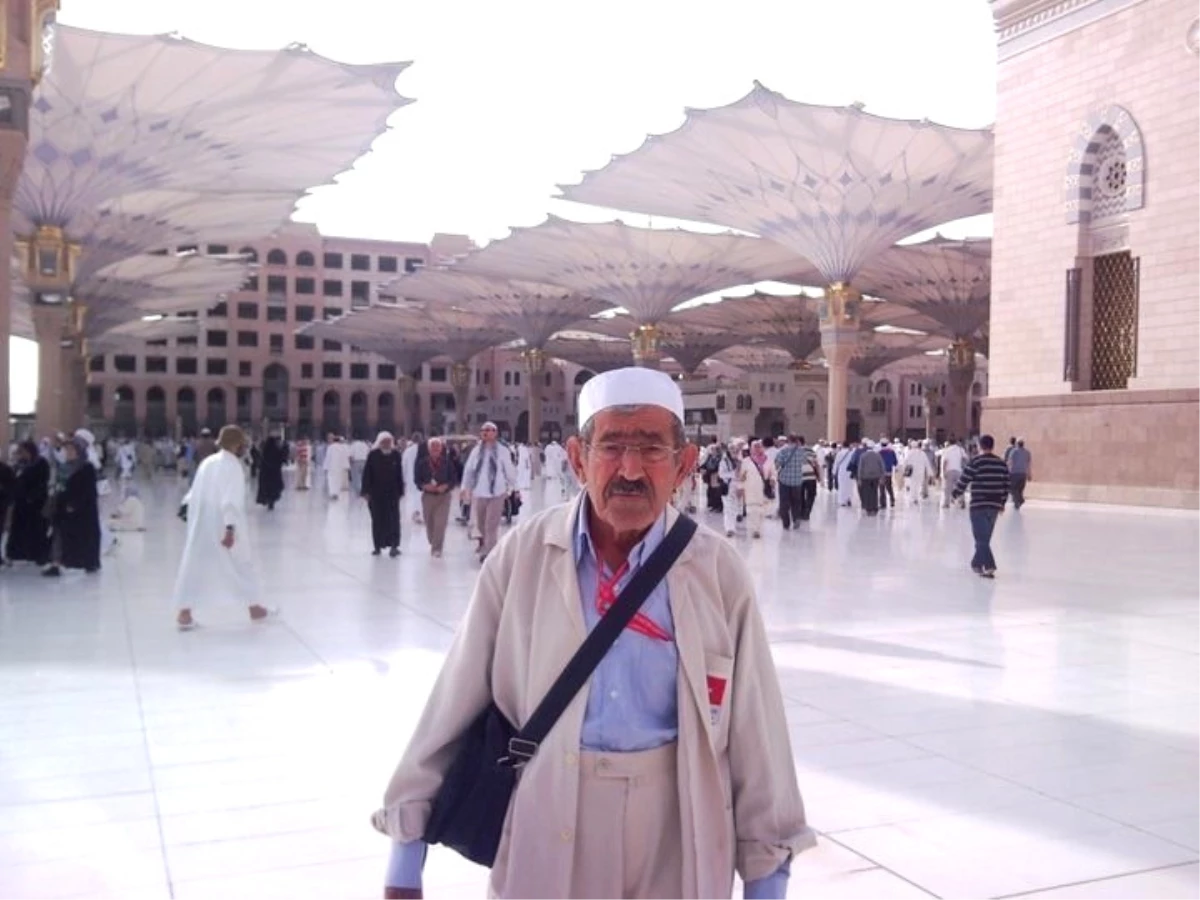 Yaşlı Adam Cami Çıkışı Minibüs Altında Kaldı