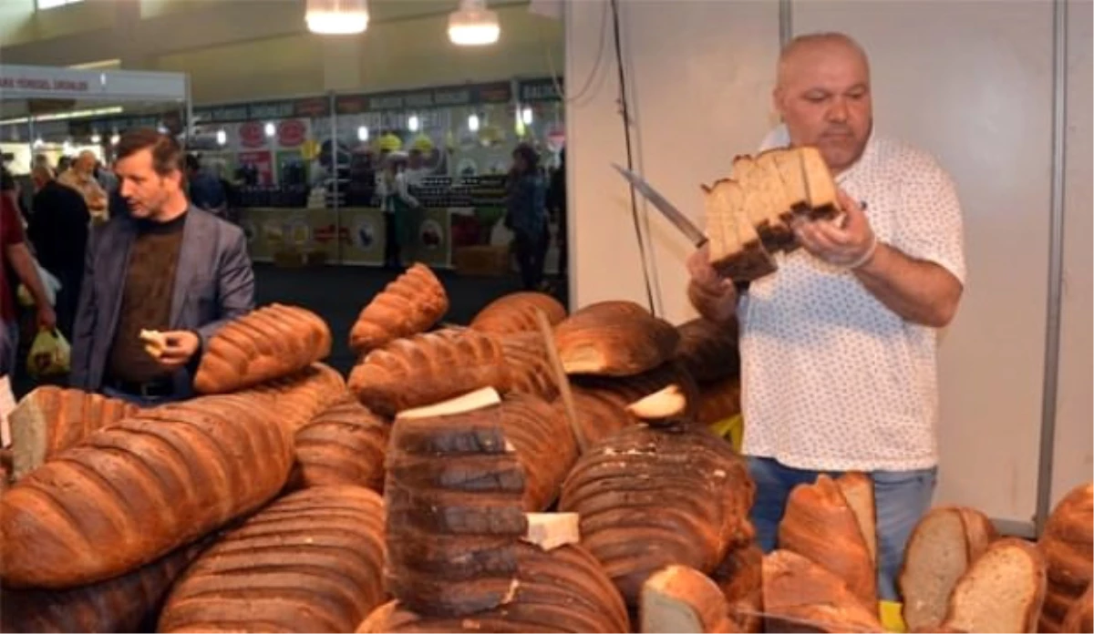 Raf Ömrü 6 Ay Olan Ekmek, 77 Liradan Satılıyor