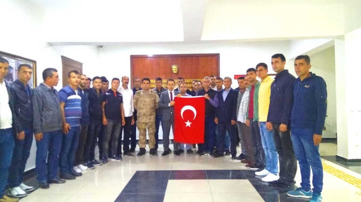 Afrin\'e Giden Erganili Güvenlik Korucuları Geri Döndü