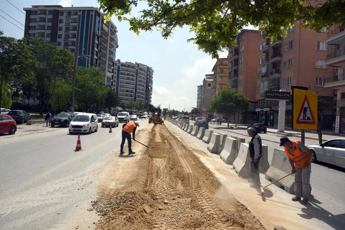 Afyonkarahisar Stad Kavşağında Alt Geçit Çalışmalarına Başlandı