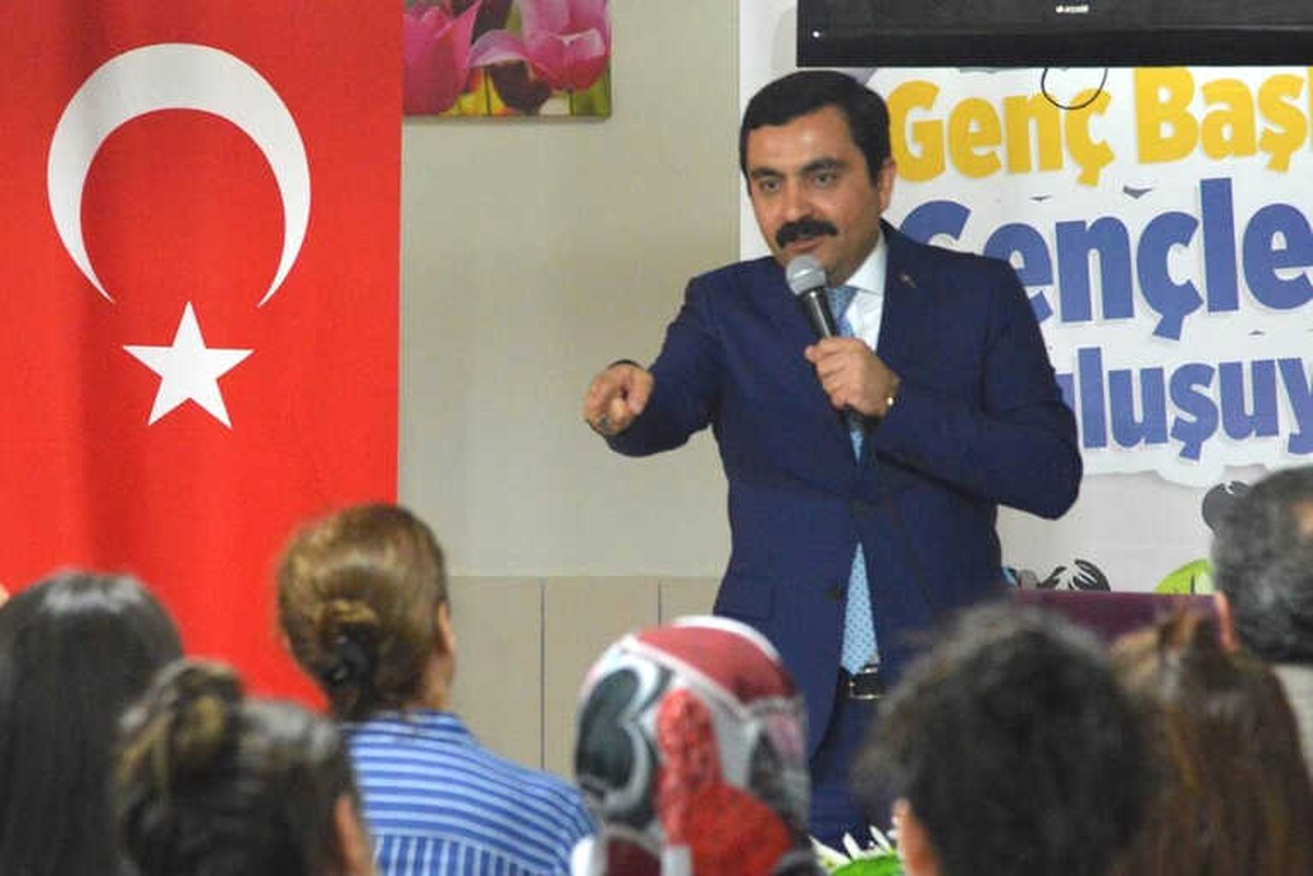 Başkan Bahçeci Gençlere Nasihatlerde Bulundu