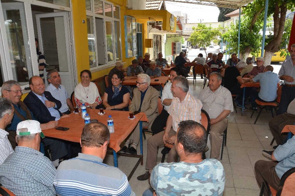 Başkan Özakcan, Kuyulu ve Şevketiye Mahallelerini Ziyaret Etti