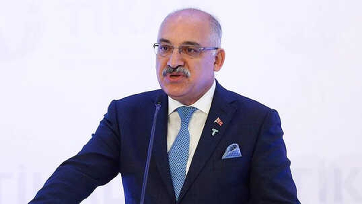 Büyükekşi: Bırakın Ekonomik Krizi, İhracatta Rekor Kırıyoruz