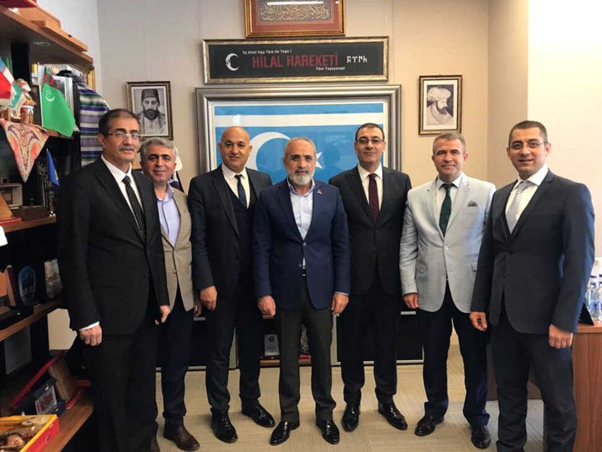 Cumhurbaşkanı Başdanışmanı Yalçın Topçu: "Bir de Bakarsınız Ki Siyasetin Çöplüğünde Yerinizi...