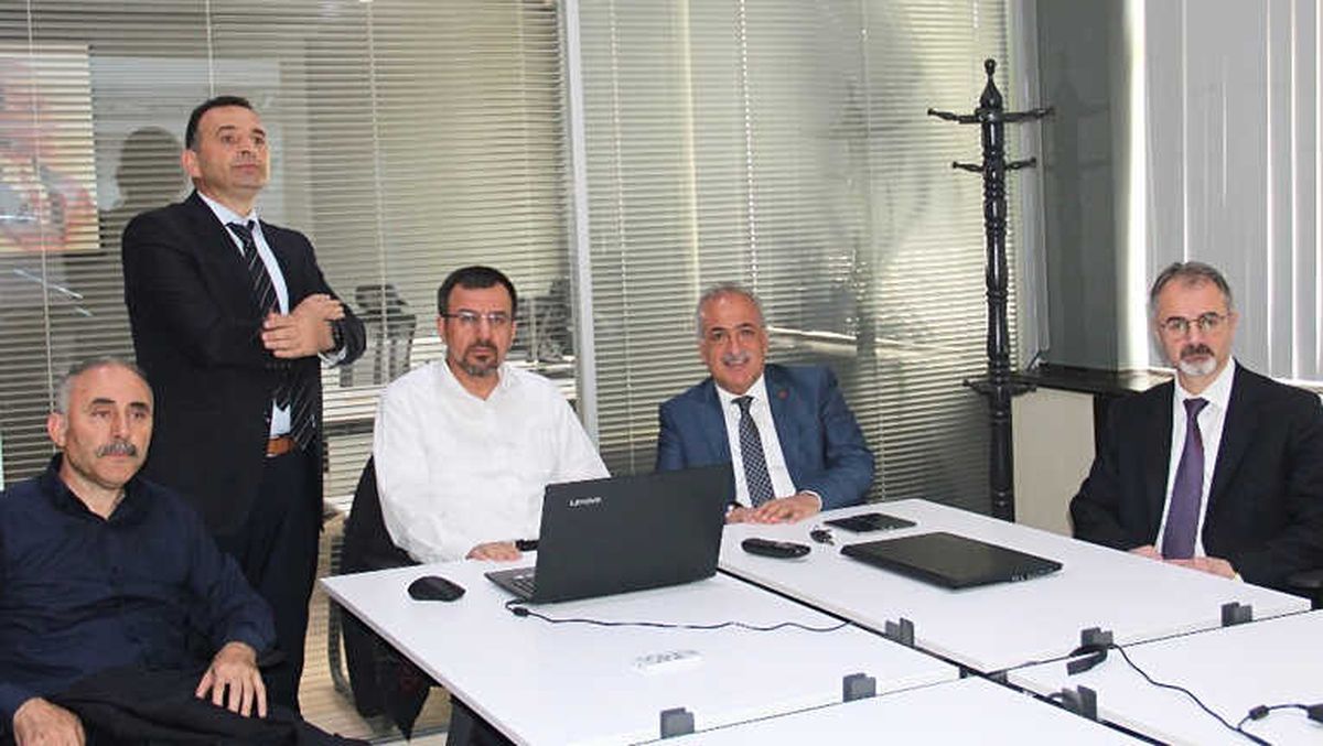 Genel Sekreter Göktaş\'tan Rektör Çomaklı\'ya Ziyaret