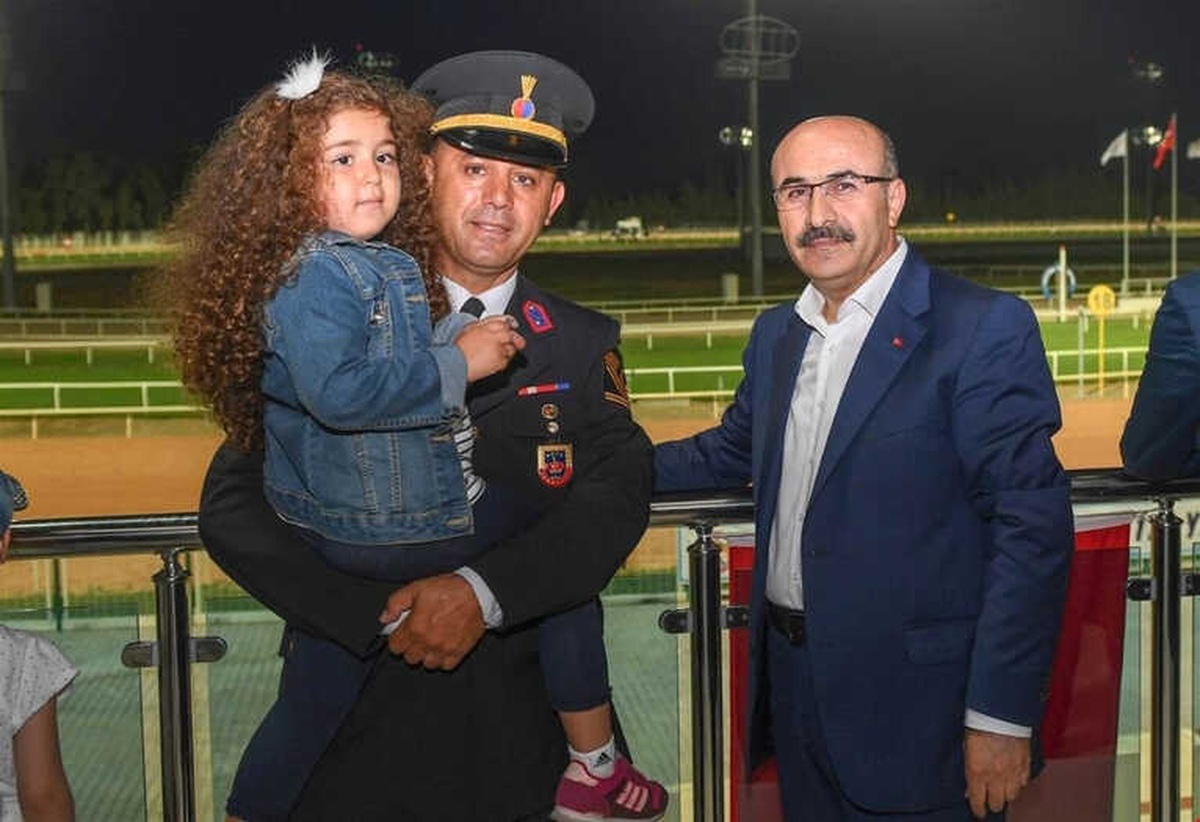 Jandarma Kupası\'nı \'Demirbüken\' Kazandı