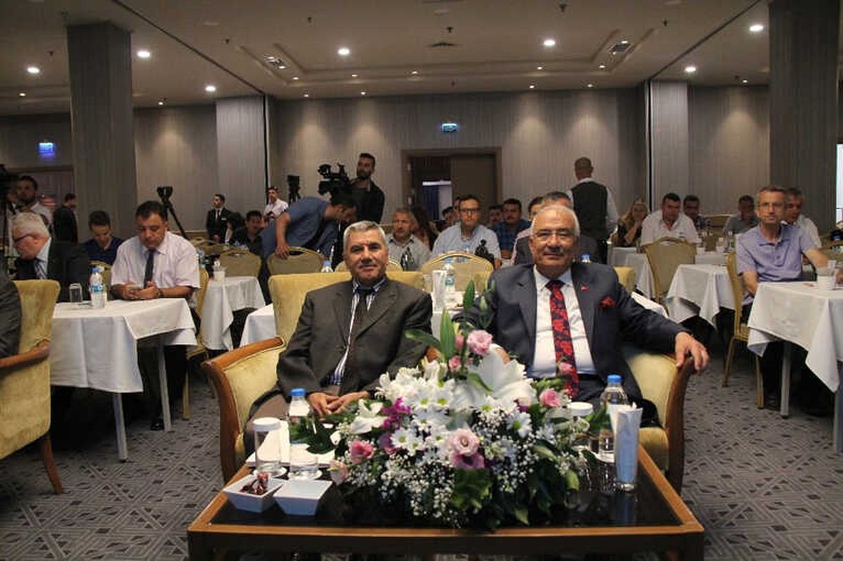 Mersin\'de \'Kırmızı Palmiye Böceği ile Mücadele\' Paneli Düzenlendi