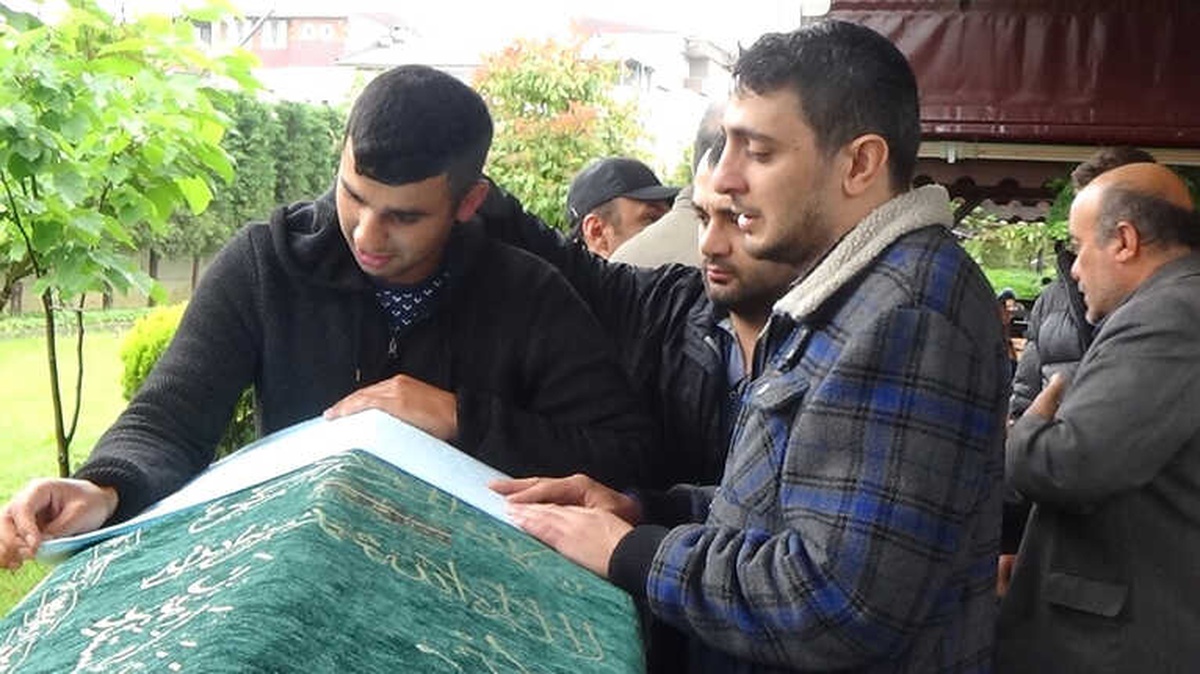Pilavdan Zehirlenen Genç Gözyaşları ile Uğurlandı