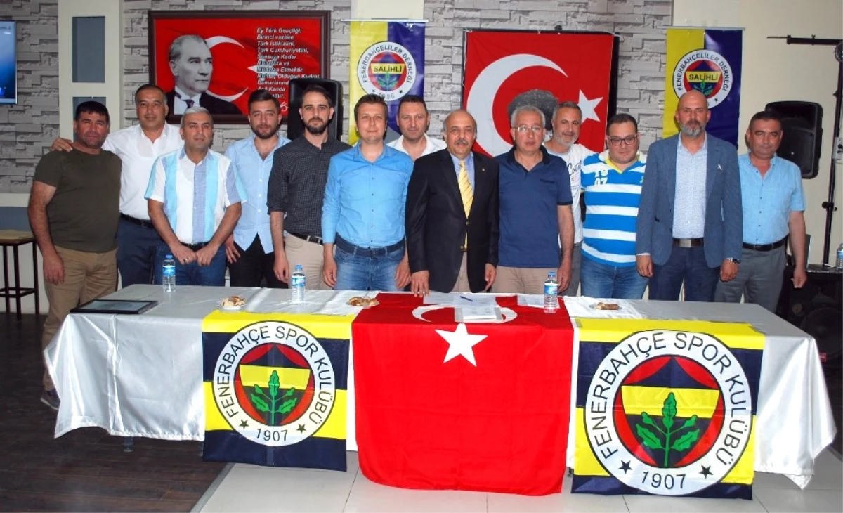 Salihli Fenerbahçeliler Derneği\'nde Özcan Sezgin Güven Tazeledi