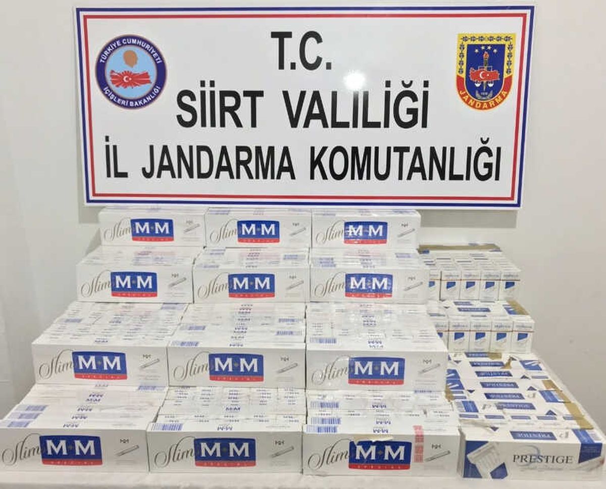 Siirt\'te 2 Bin 280 Paket Kaçak Sigara Ele Geçirildi