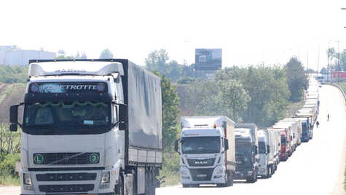 Tır Kuyruğu Sorununa Çift Taraflı Çözüm Yolda